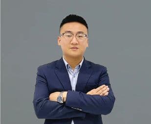 吕政霖律师照片